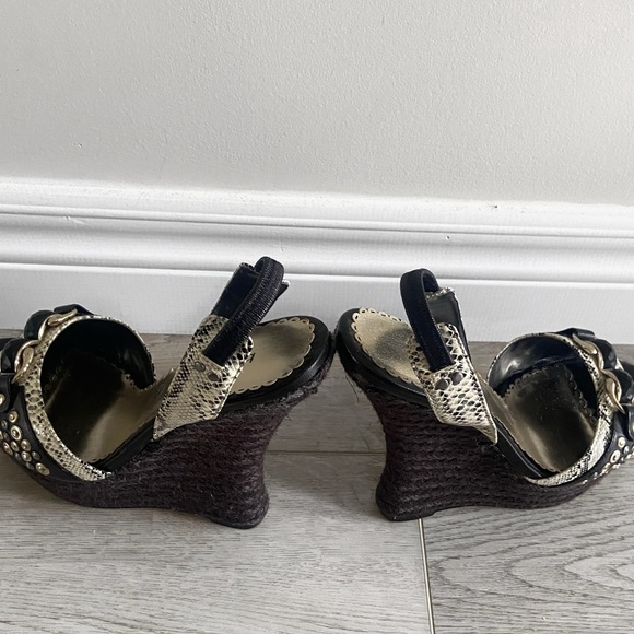 BEBE | Snake skin wedges - Picture 3 of 5